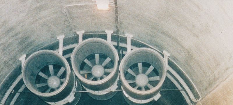 HST-HCR klinasti anker Anker koji se širi vrhunskih performansi za ispucali beton (HCR) Primene 1