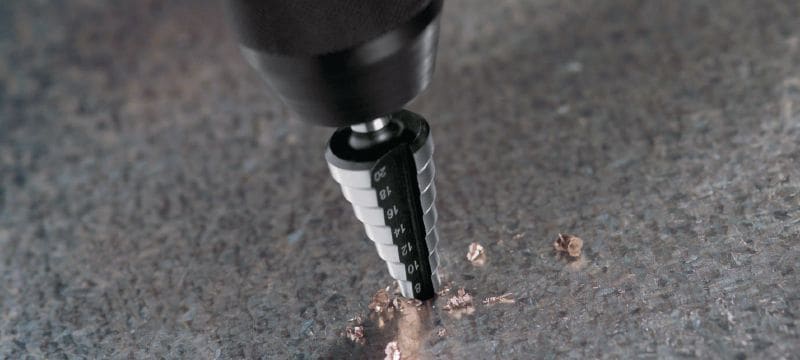 HSS SB stepenasta burgija Stepenasta burgija za bušenje rupa različitih veličina u metalu Primene 1